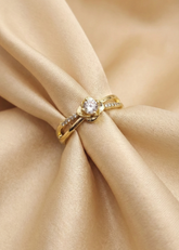 Gold-Tone Floral Solitaire Ring