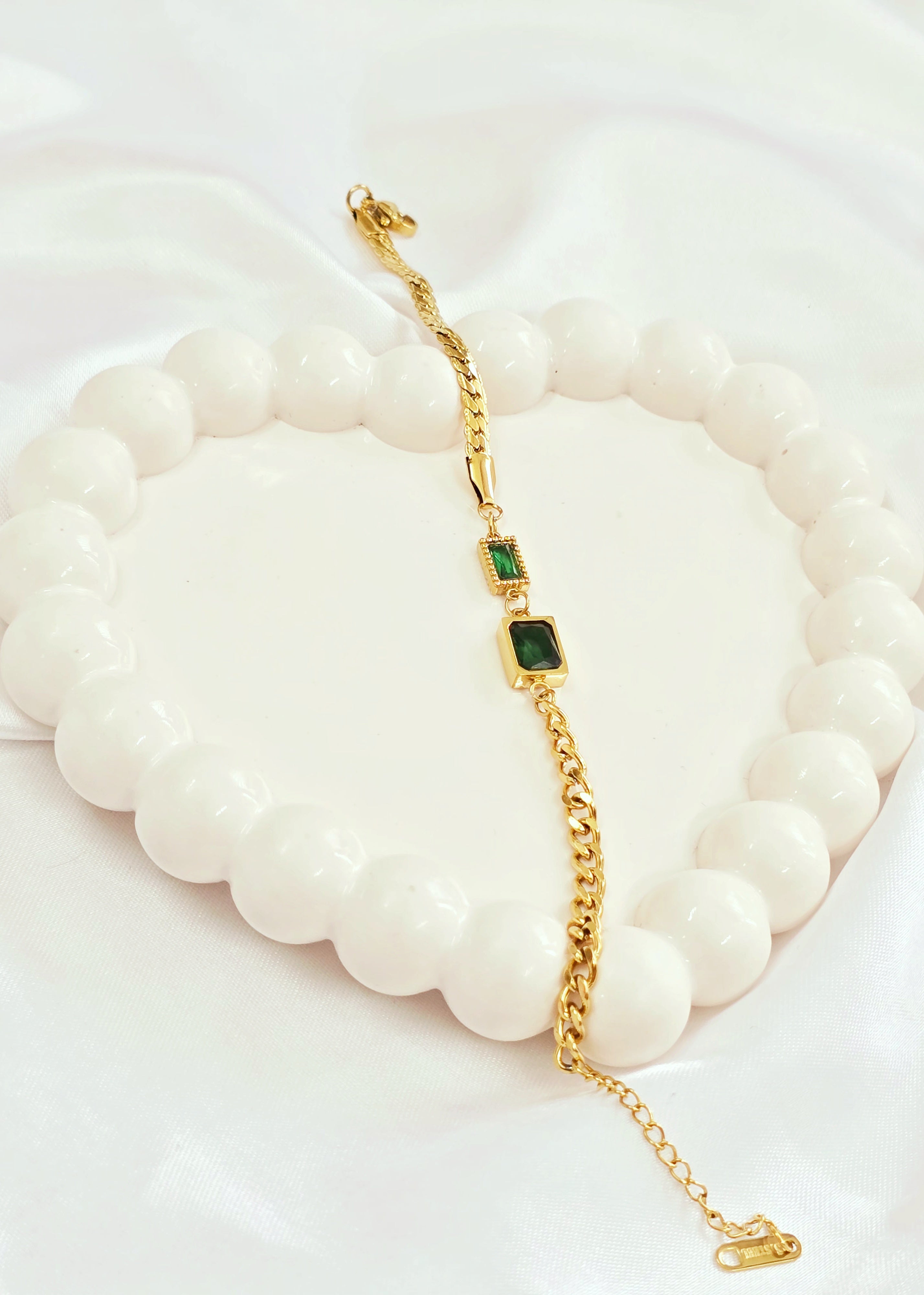 Adorniv Emerald Luxe Trio Set – Necklace, Earrings & Bracelet