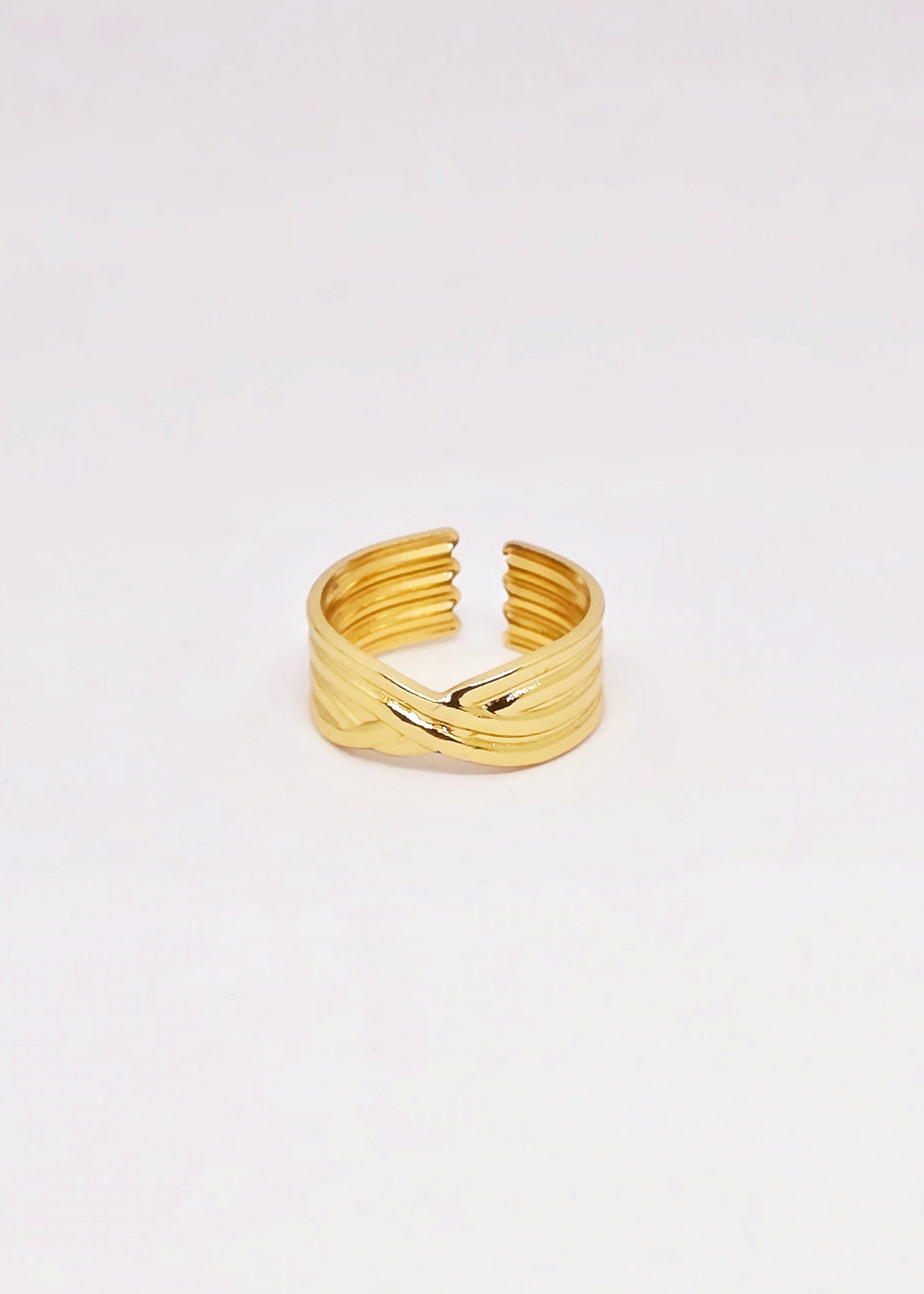 Adorniv Golden Knot Elegance Ring