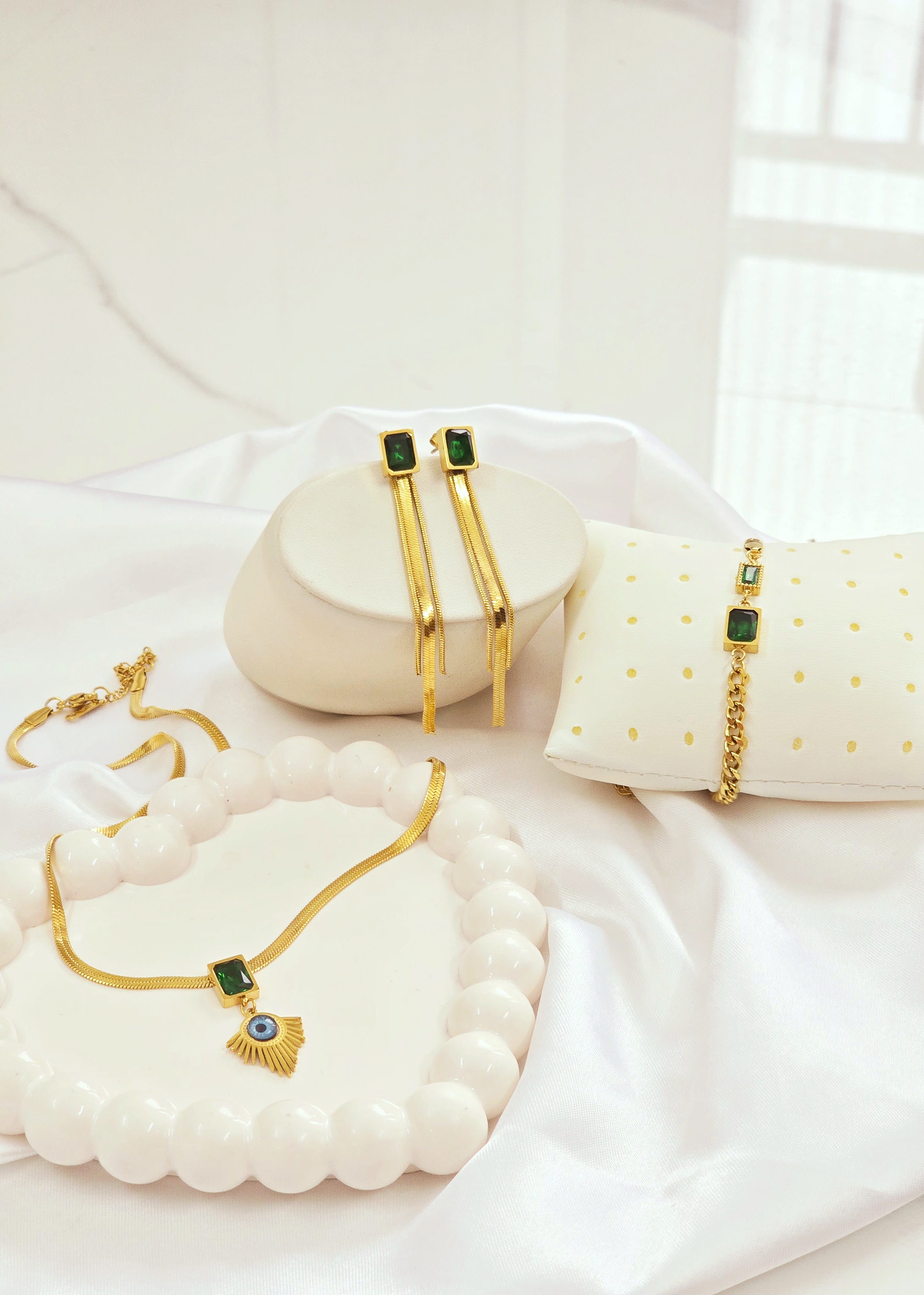 Adorniv Emerald Luxe Trio Set – Necklace, Earrings & Bracelet