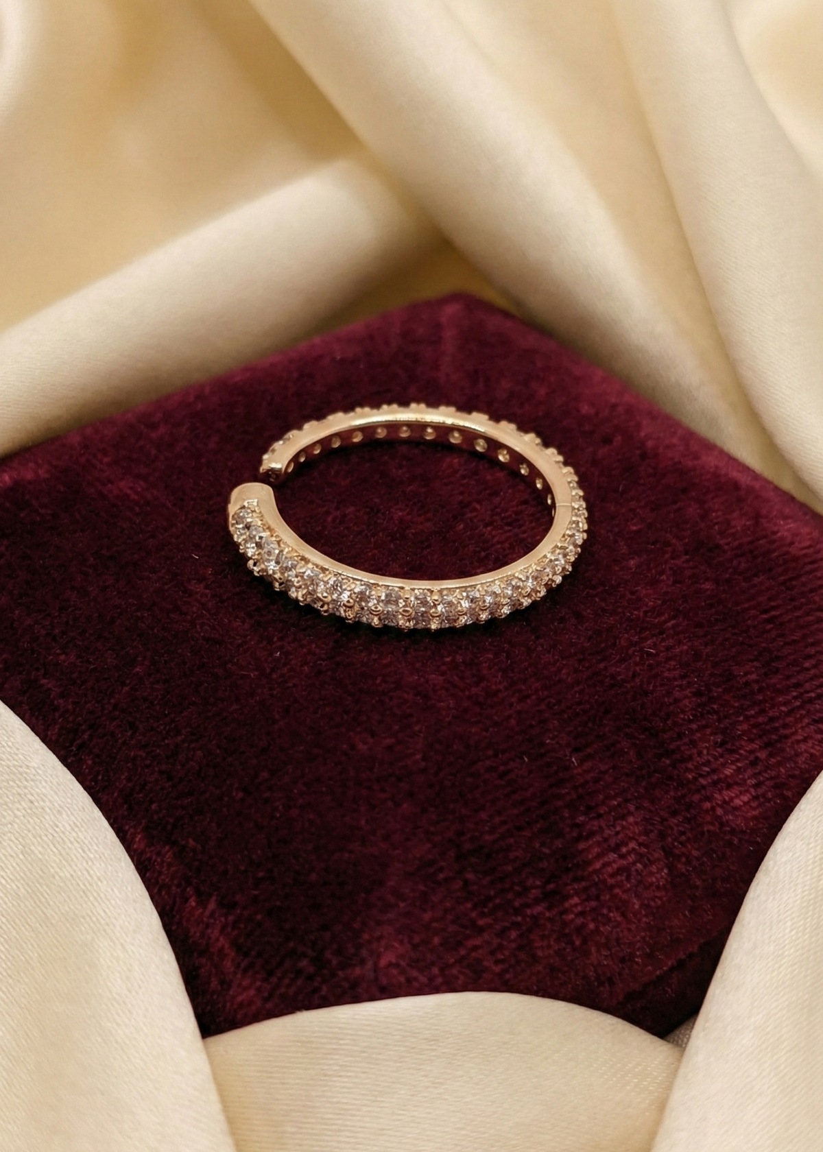 Chic Sparkle Ring – Elegant Crystal Finish