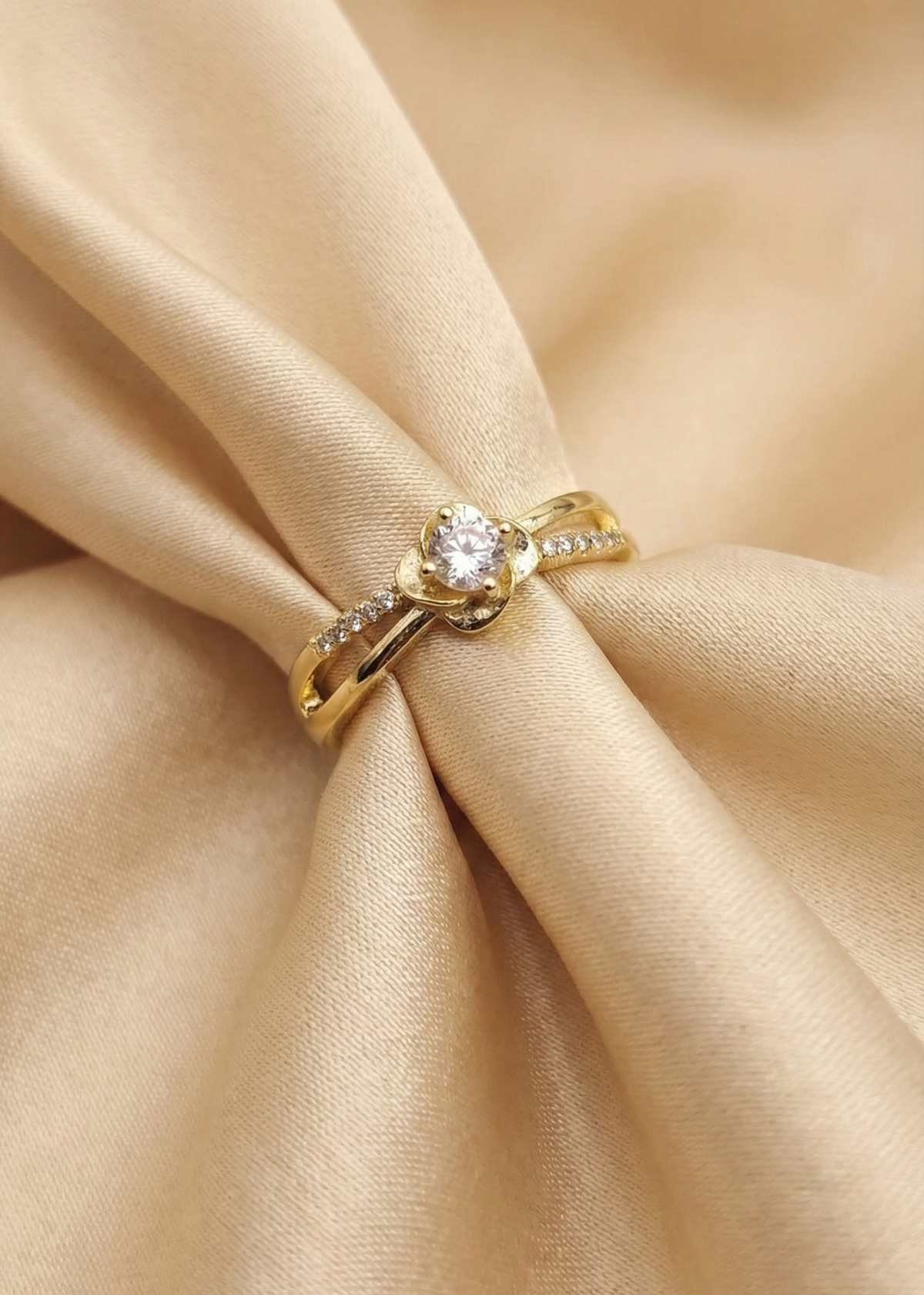 Gold-Tone Floral Solitaire Ring
