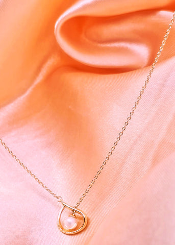 DualStyle Loop & Pearl Necklace