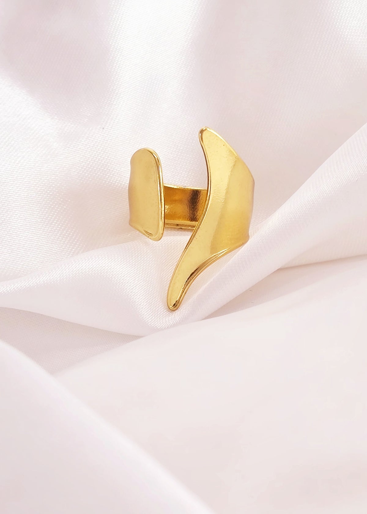 Adorniv Aurora Wave Adjustable Ring