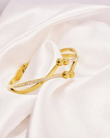 Lumen Ball Accent Bracelet