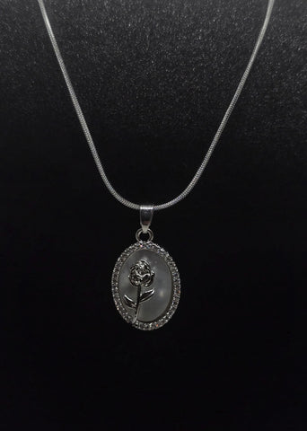 Adorniv Radiant Rose & Crystal Frame Necklace