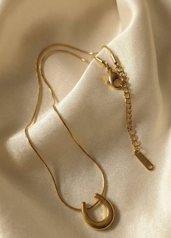 Pure Arc Gold Necklace