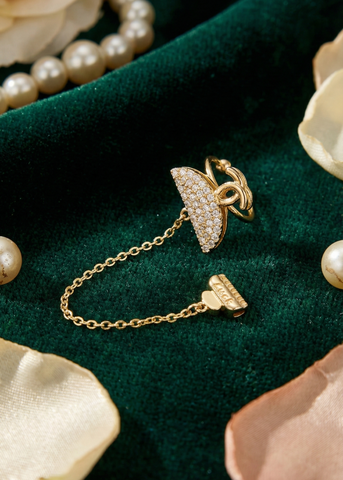 Luck Chain Drop Earcuff
