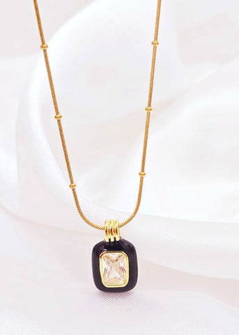 Regal Noir Necklace & Bracelet Set