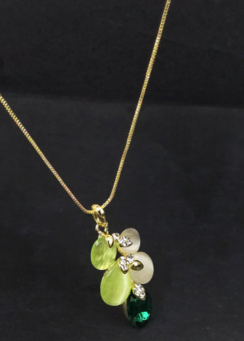Adorniv Emerald Grace Jewelry Set