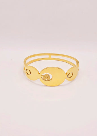 Adorniv Love Embrace Bracelet