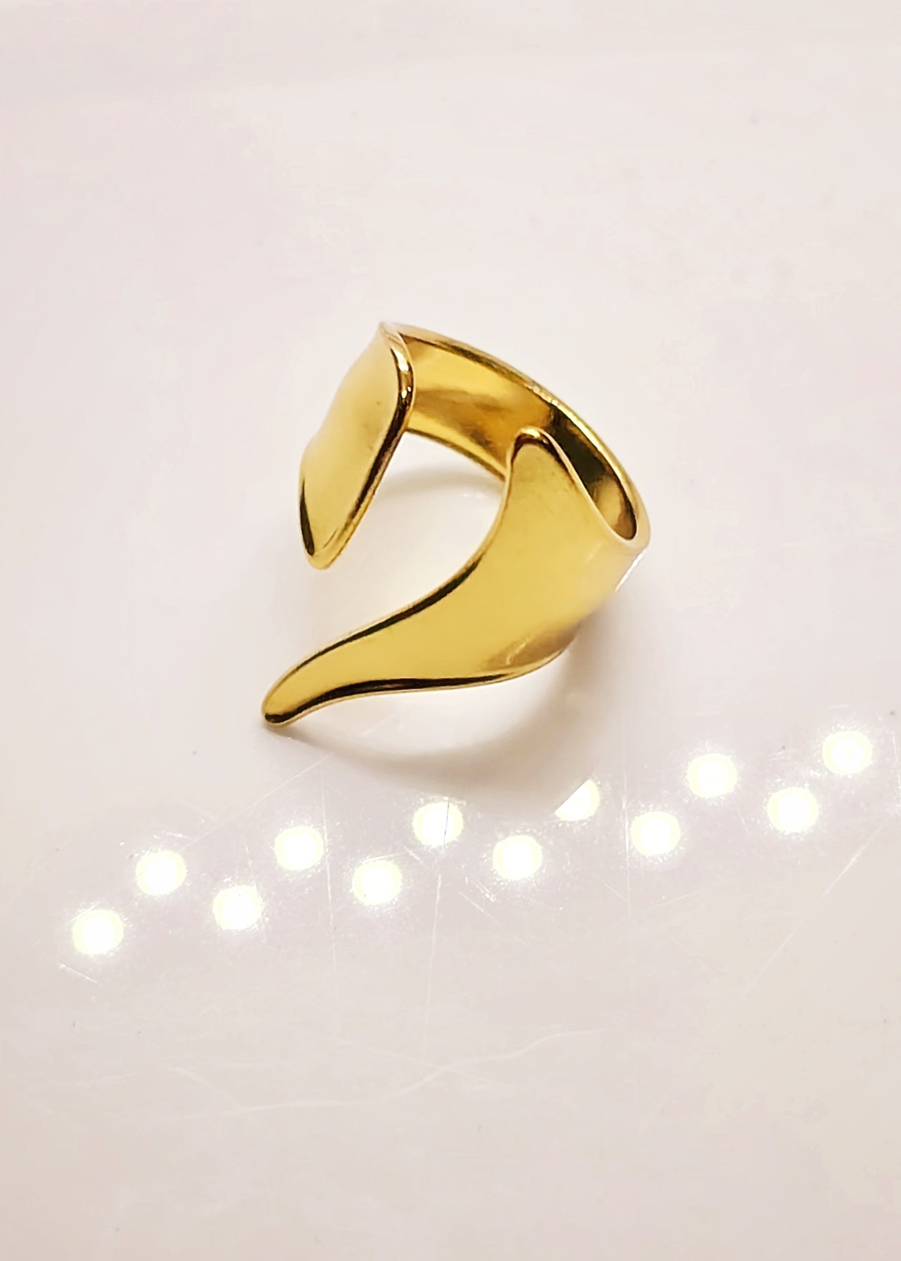 Adorniv Aurora Wave Adjustable Ring