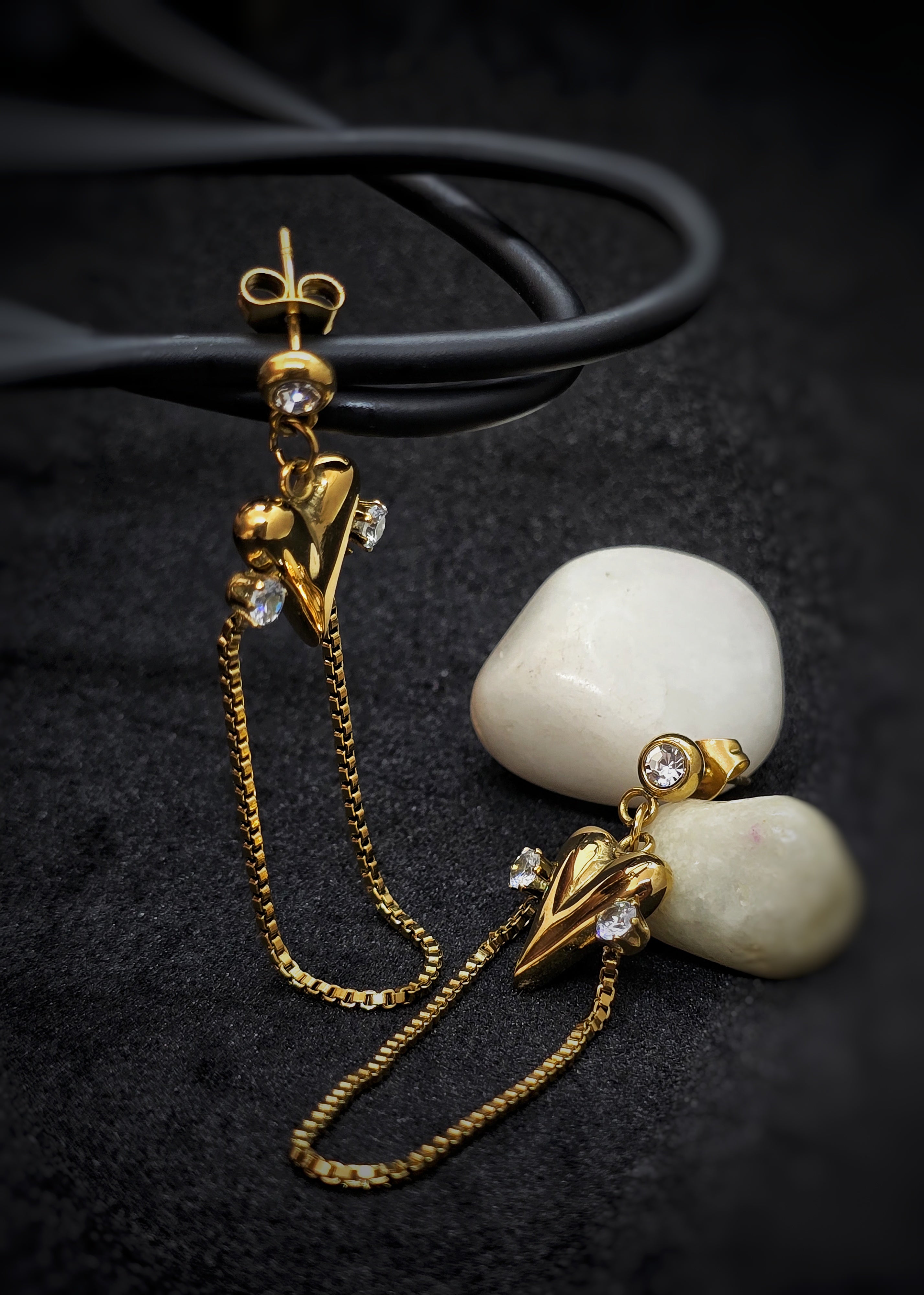 Adorniv Hearts & Chains Drop Earrings – Golden Romance Series