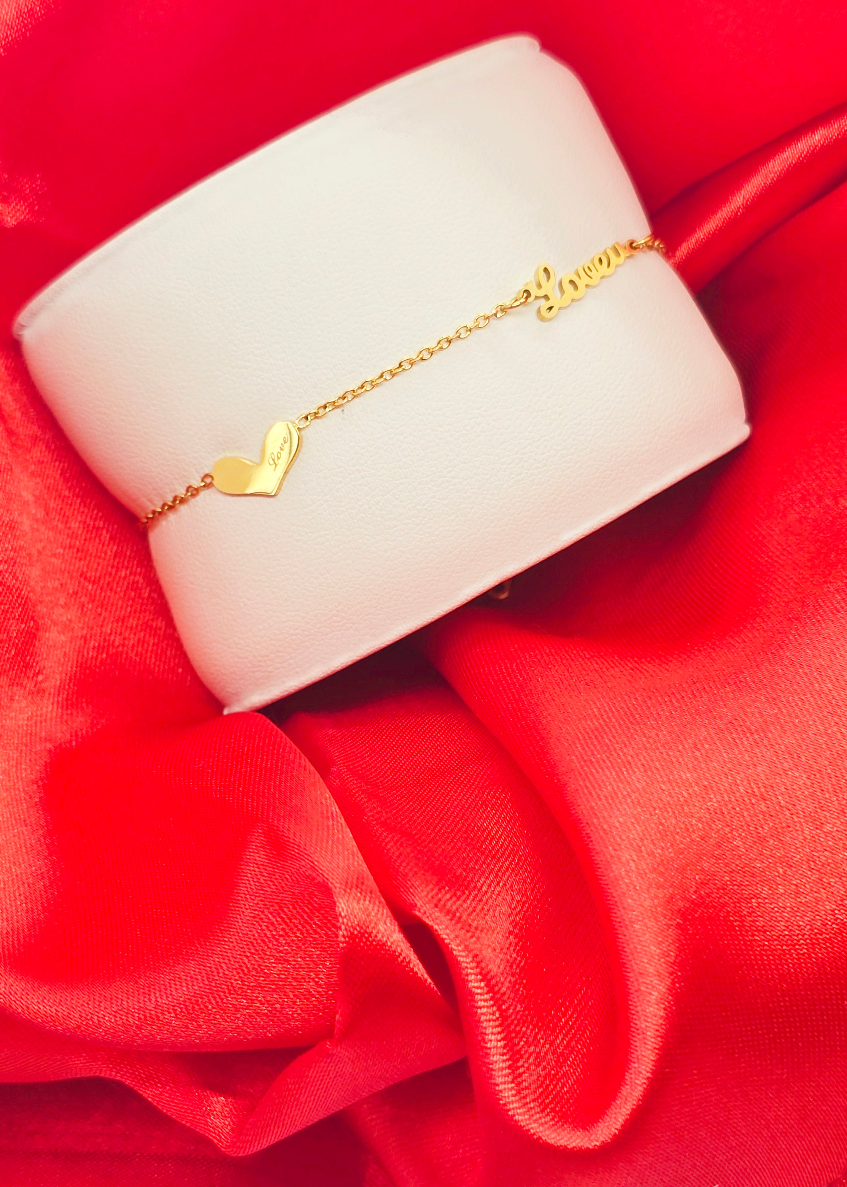 Adorniv Golden Heart & Love Chain Bracelet – Minimal Charm Edition