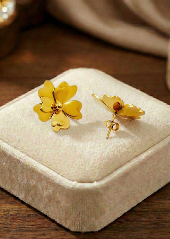Adorniv 3D Floral Gold-Tone Stud Earrings