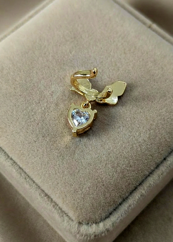 Angelic Heart No-Piercing Earcuff