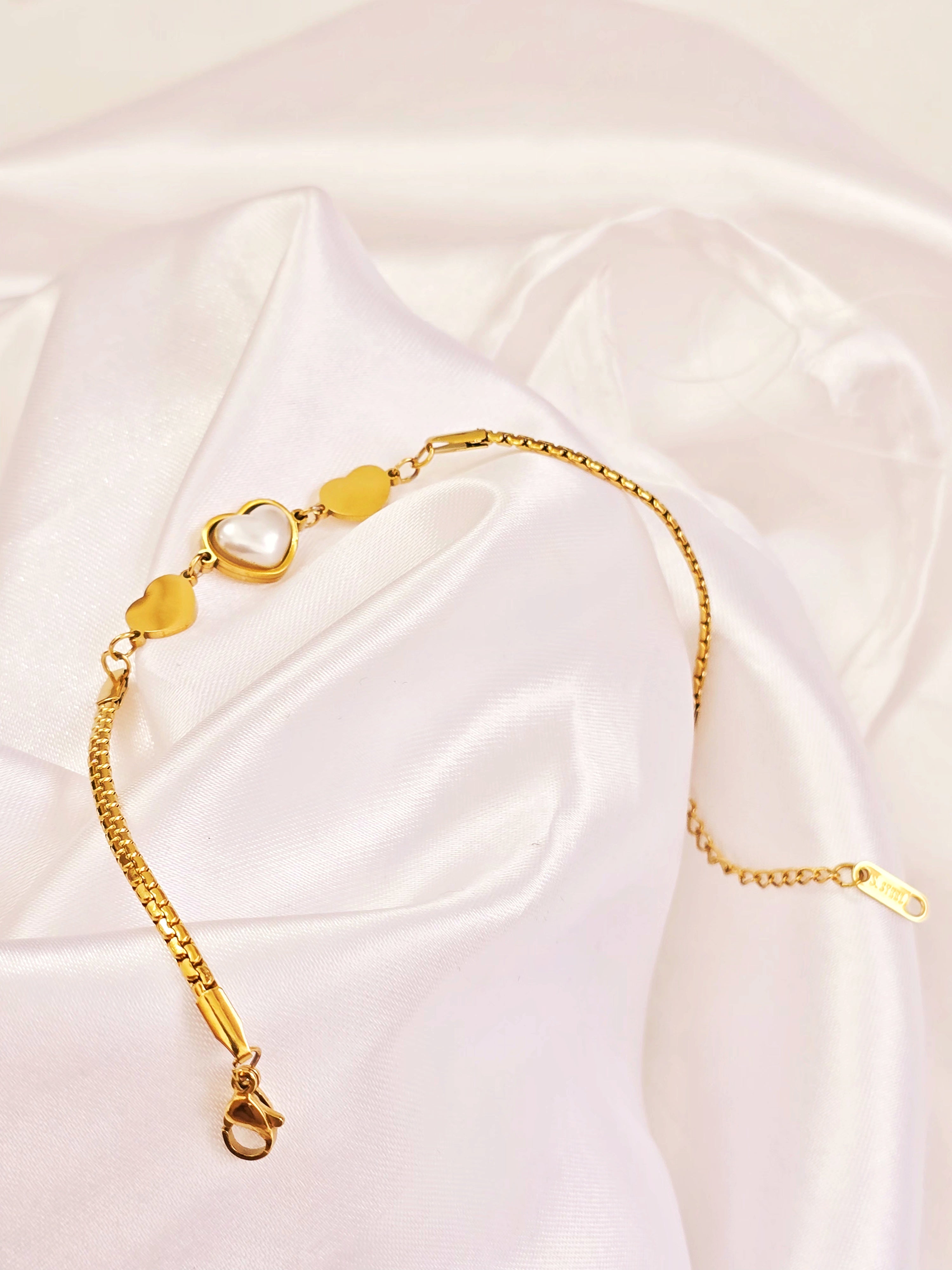 Adorniv Golden Heart Pearl Bracelet