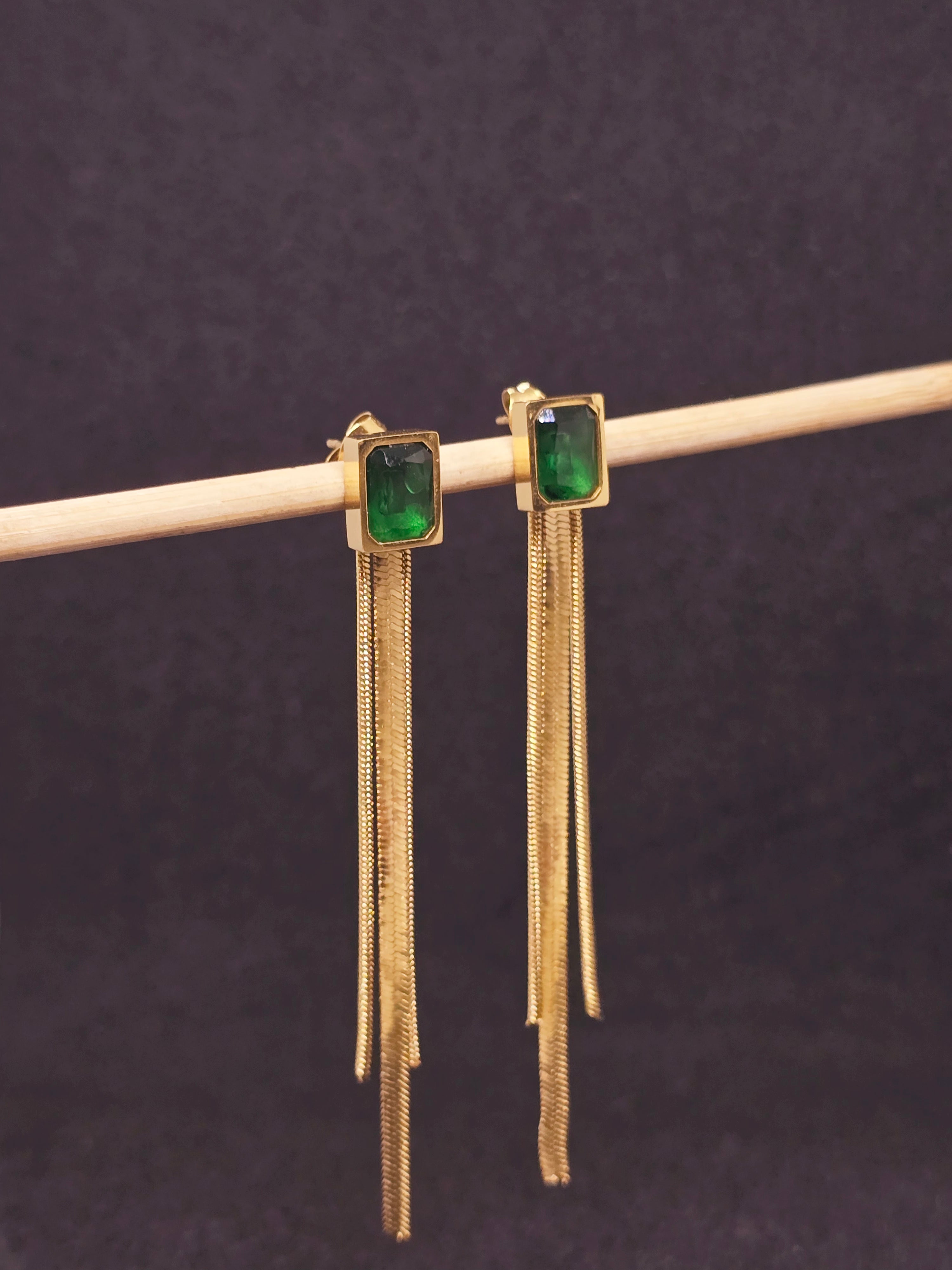 Adorniv Green Stone Charm Earring – Premium Set