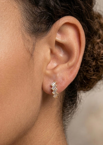 Minimal Gold Baguette Hoop Earrings