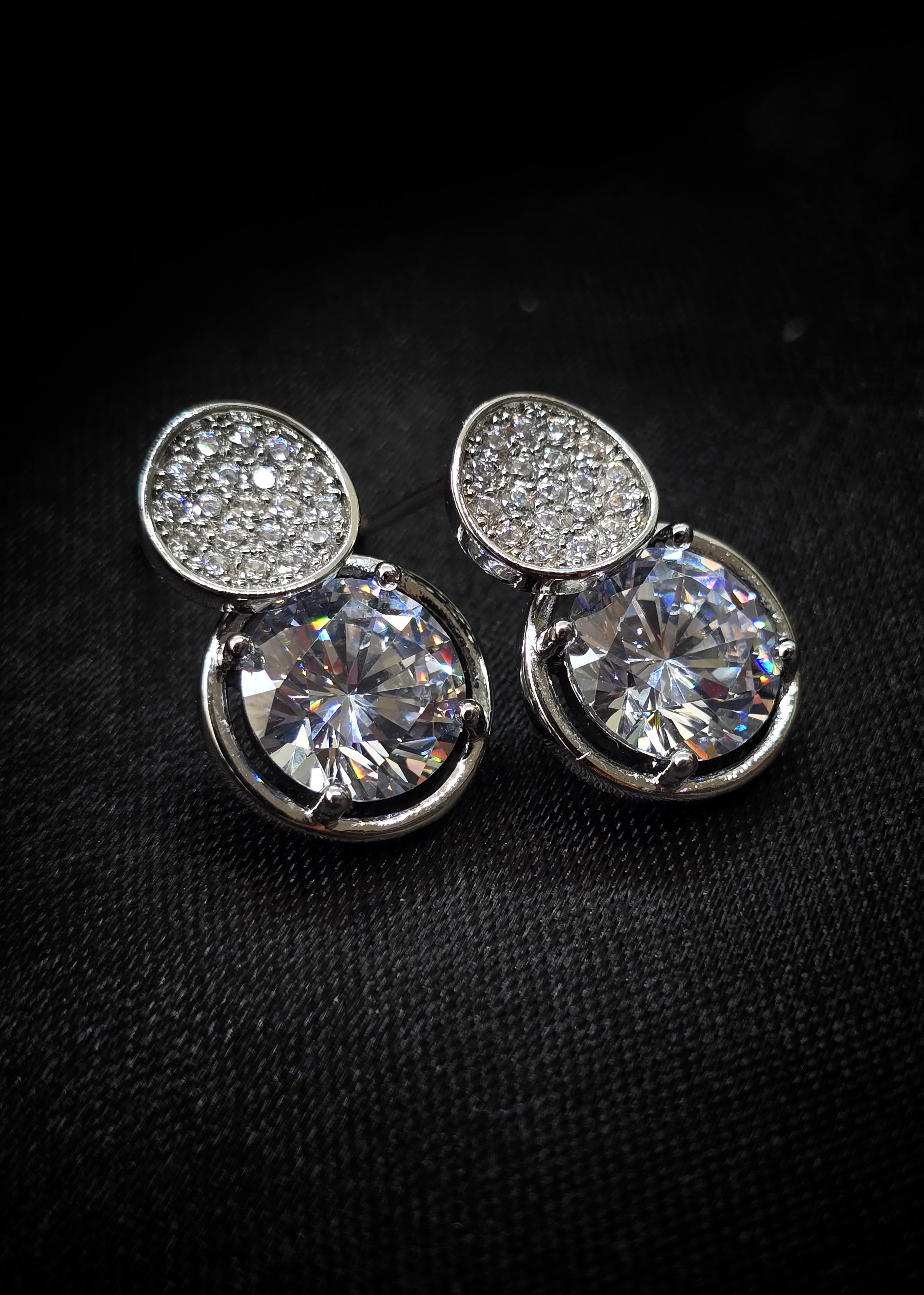 Adorniv Dual Spark Stud Earrings – Silver Radiance