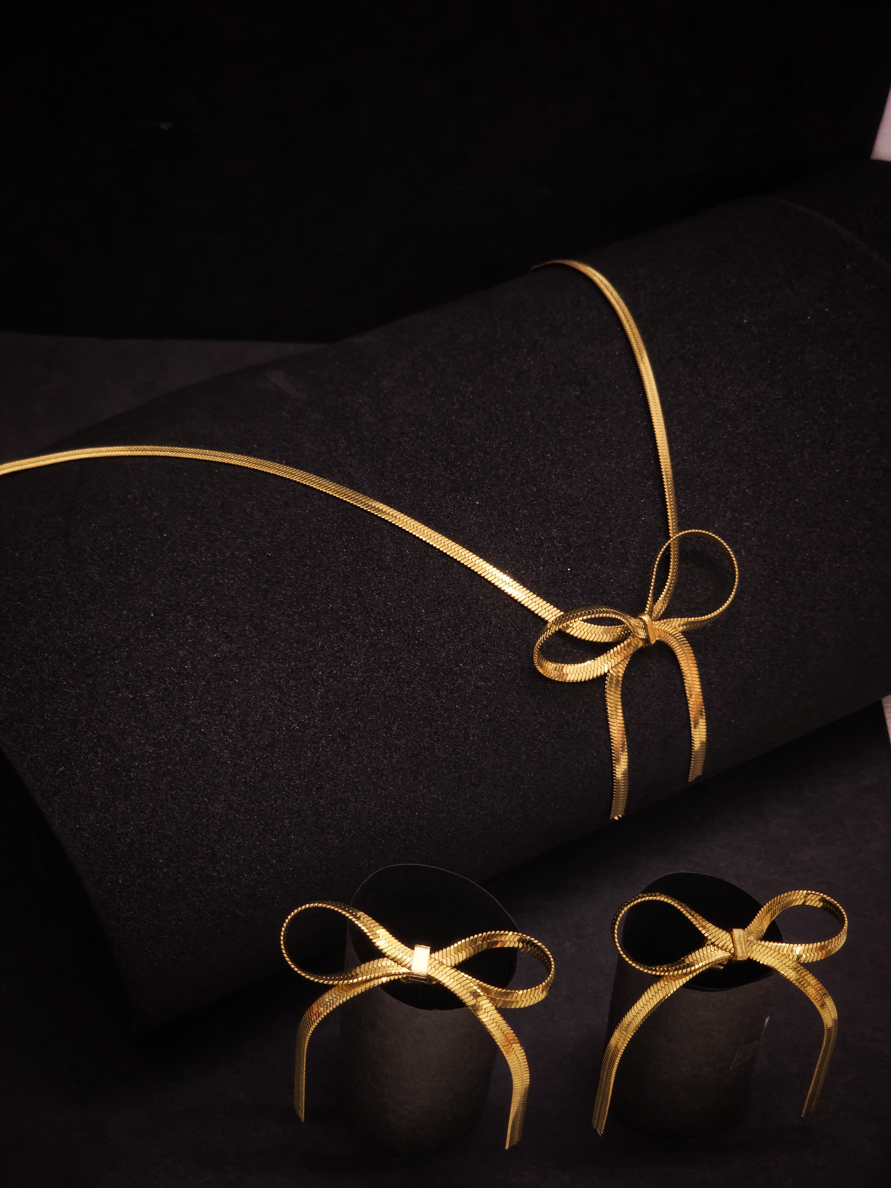 Adorniv Radiant Bow Gift Set – Necklace & Earrings Combo